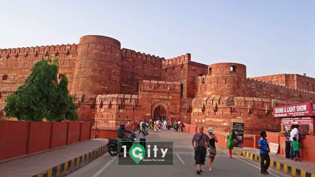 Agra Fort is also one of the top 10 attractions in Agra