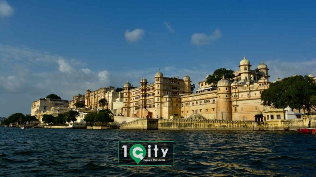 City Palace Udaipur Near Lake Pichola